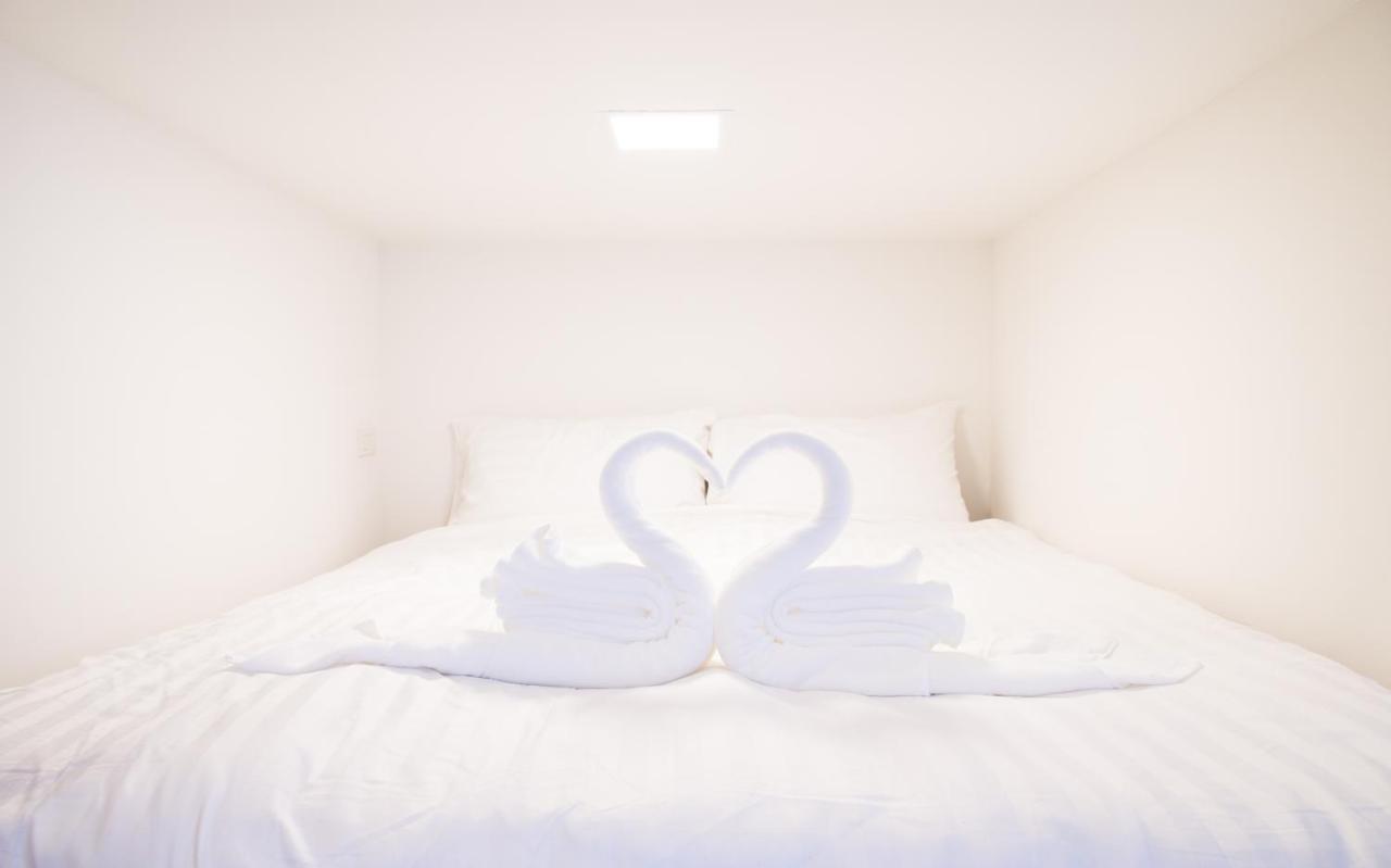 Phukhao Hostel チエンマイ エクステリア 写真